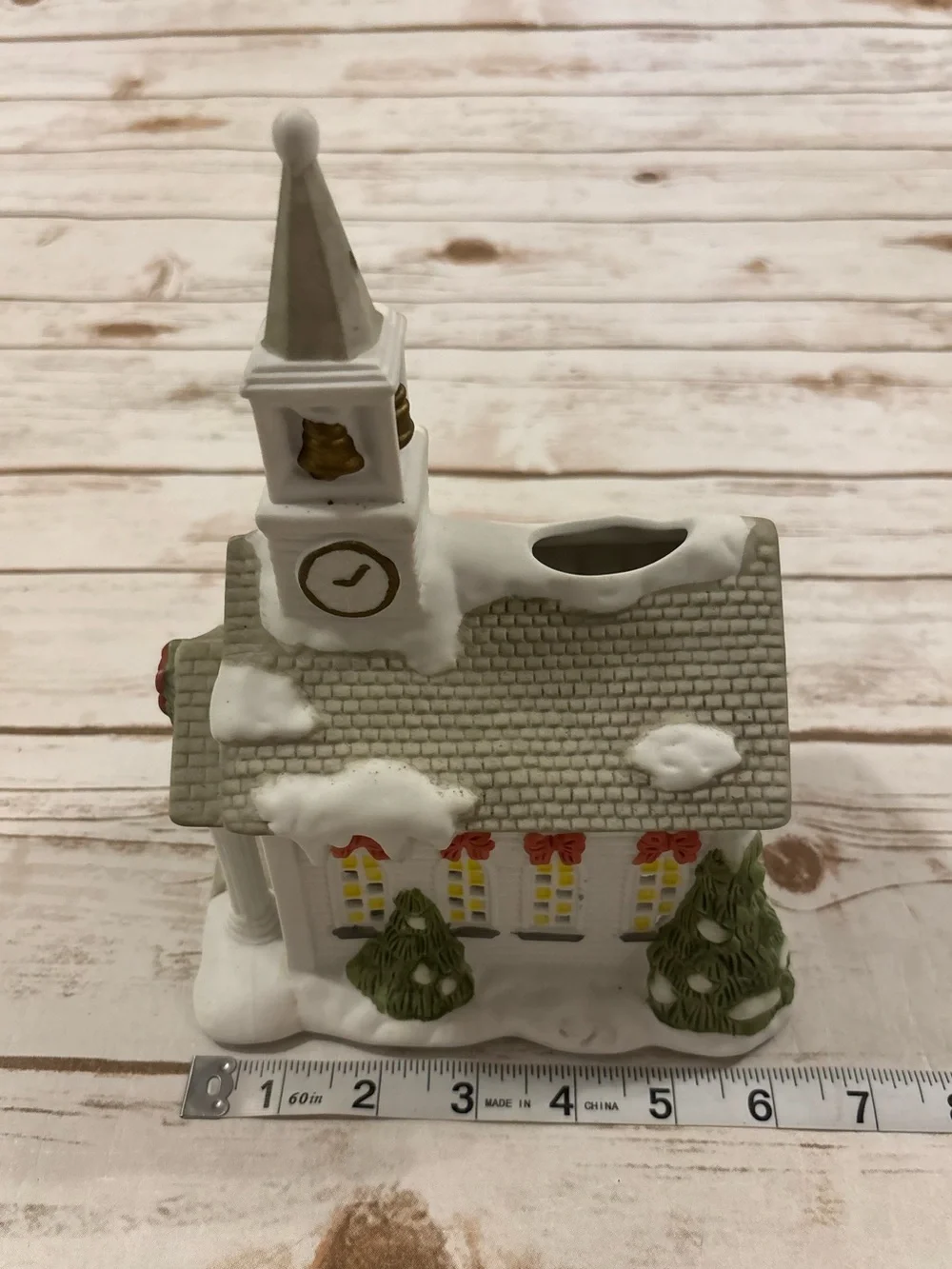 Vintage 1999 PARTYLITE THE CHURCH Christmas Winter Tealight Candle Holder